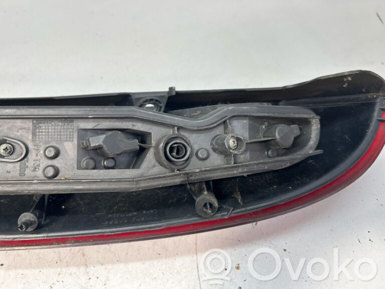 c54b0b92666558bfd537786b28e3b599-a022dbc12e4ba454d140c2030ec3b706_rear_tail_lights