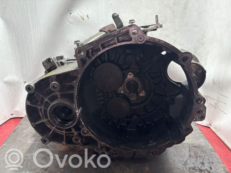 c5a2ba89a3d952eb4f713480fbc65bbc-c6c18f04823a897f839406277274cf10_manual_6_speed_gearbox