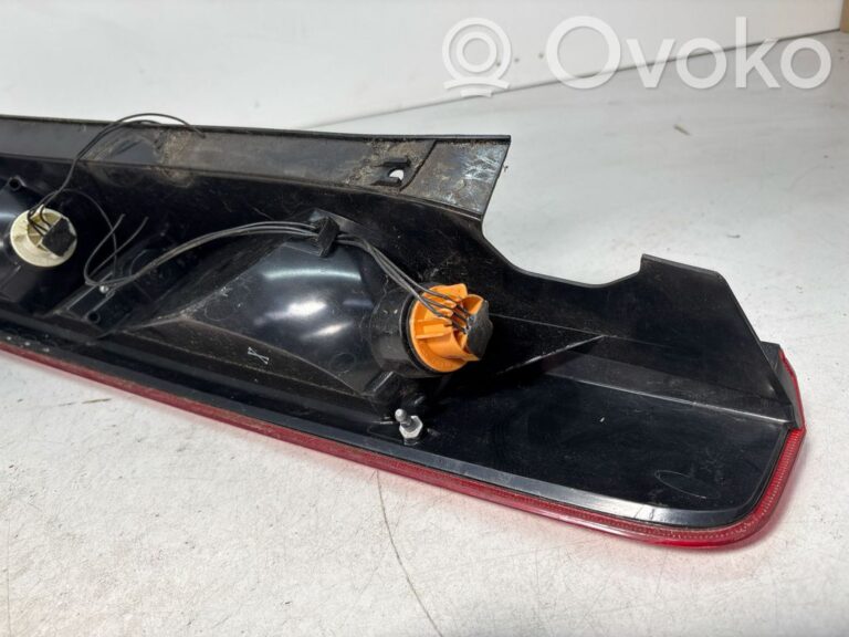 c61632ce54047912d2620e8ad4870bb1-4a85ad164496b8477a4971adb8f9e52e_rear_tail_lights