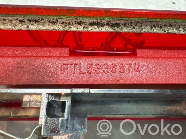c65083a4bb7f0adfbf92d1e2bd354e93-30734f3f46ea77c210d11d4d5307e3bb_third_center_stoplight