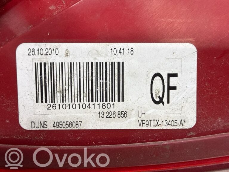 c667570792cb8cba57e34d67d574a3d9-09572387bc3e0ca56f5c98a99ae1ac2d_rear_tail_lights