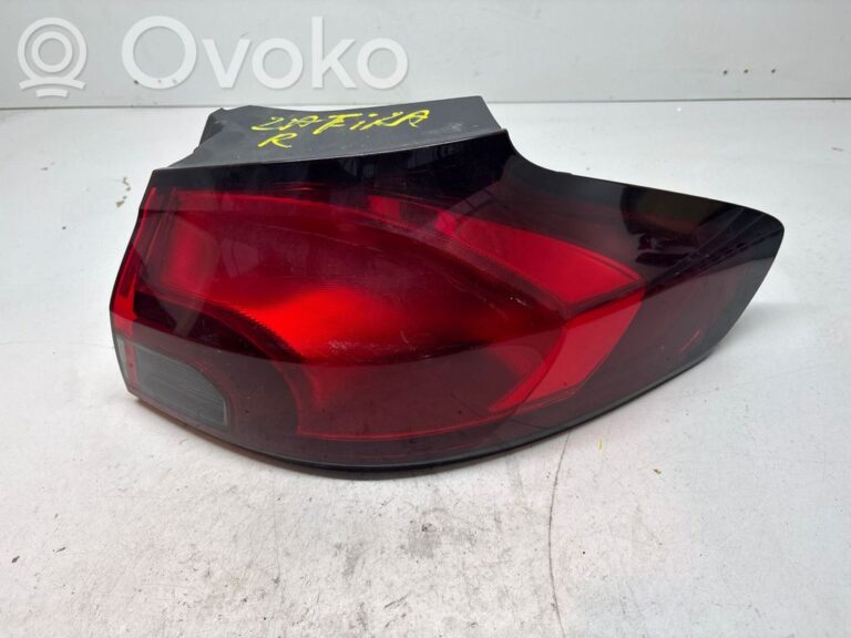 c6b1affbb0b6ebd69f1fd7dbfe204be0-a5efcce23afd17a568c5e397a0ab1a85_rear_tail_lights