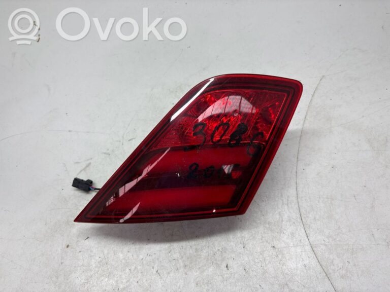 c72c611ae6a86d79ae8e30b0e3a9d9e7-bf839706e7d7daad41d69849a090f97b_rear_tail_lights