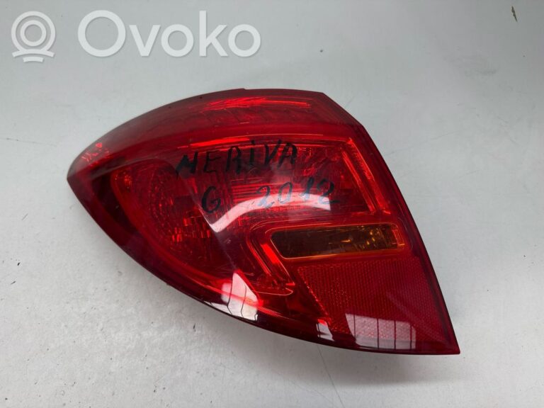 c7b777ea055346f4191236f4693004fc-5b74663128420c8c4bd6106053a8437b_rear_tail_lights