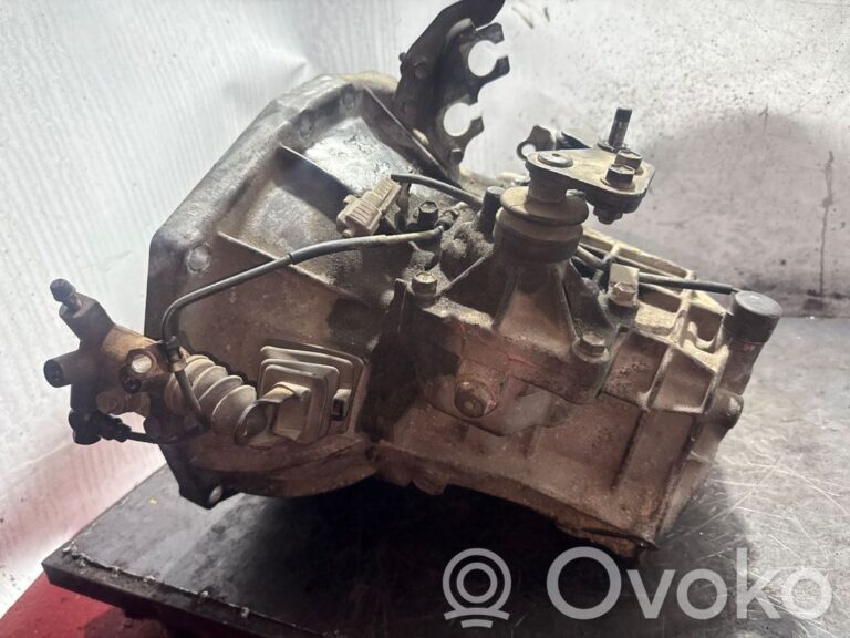 c89aa299fc6252265915bcb8ca5ee1fd-5bfa32d7dd6864e4f6b08dde6ad8b3e0_manual_5_speed_gearbox