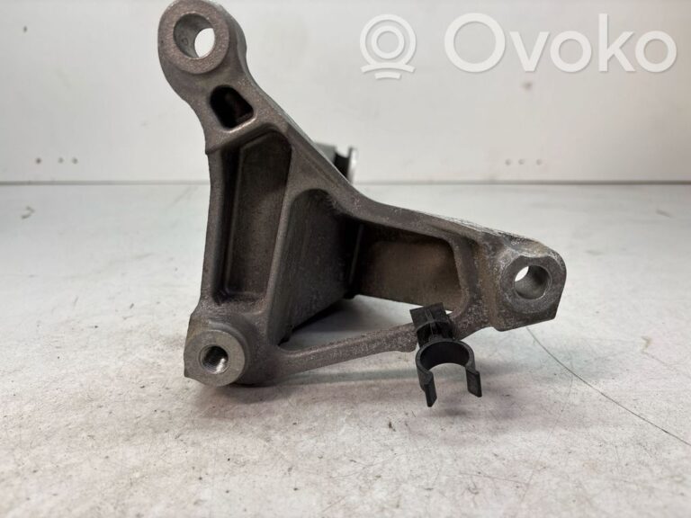 c89e395a50aa83bce8b39d03b9235f74-8cba6f6c7131e9acfeaad7a3a600ef50_gearbox_mounting_bracket