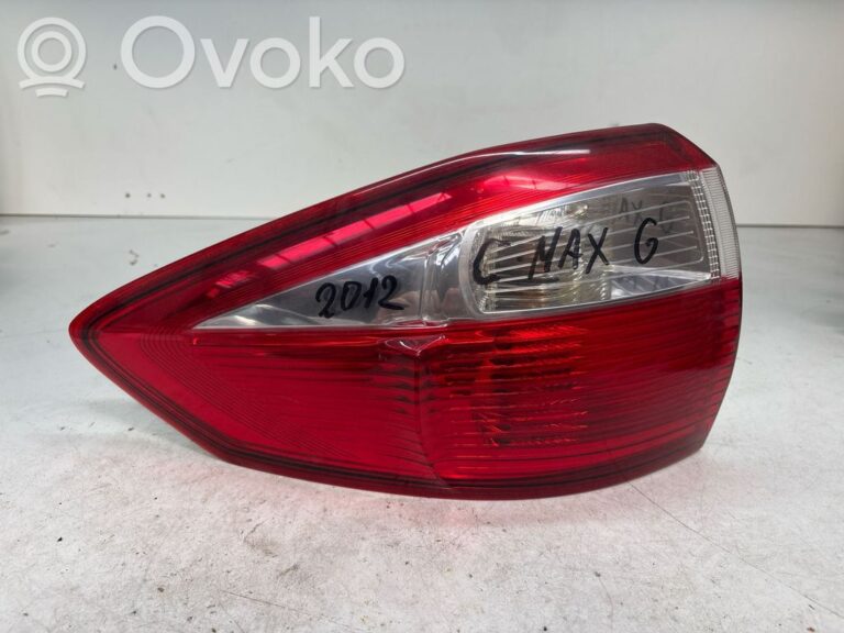 c94afa4852596c9207fd500c152f2f6c-0d33dcc6f18b1b6d9dd60a9c29271d0d_rear_tail_lights