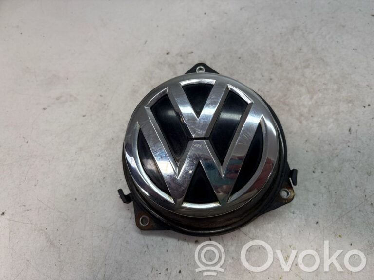 c94ed6c498b5c5664bf269c7c43a1c7c-b44f11565a78a468ec6e6d02e04399fb_tailgate_trunk_boot_exterior_handle