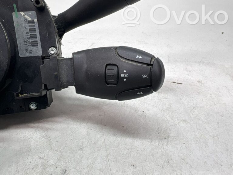 c9d6a10d61f8d342bfc7dbdd686f3cf1-4aa4b9c232bc93b70124f694d3110226_wiper_turn_signal_indicator_stalk_switch