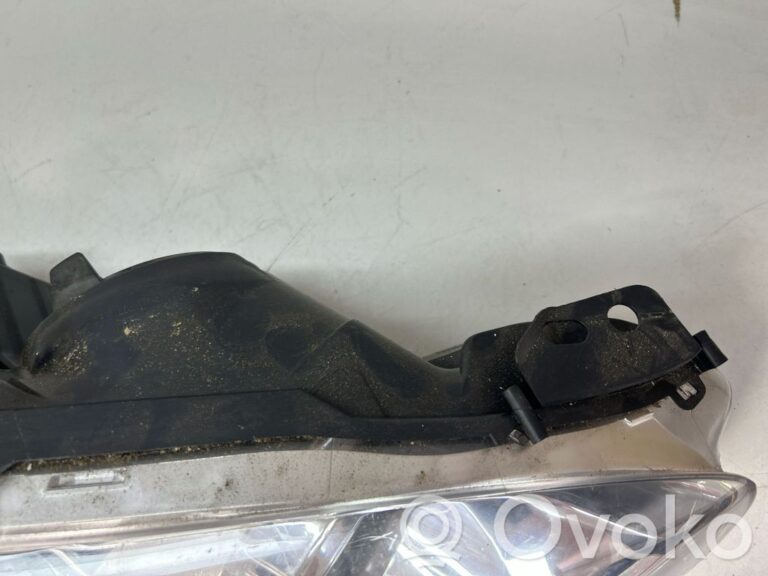 caf7a600d5a847769e718c2d2256ca04-3a8e6c87862a2aa4299ce171c6673232_headlight_headlamp