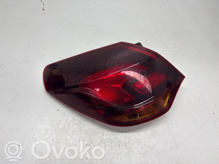 cb5037867c67aa815d7d7bc12d245200-1e917992eb00cb5f5e5bb101302df606_rear_tail_lights