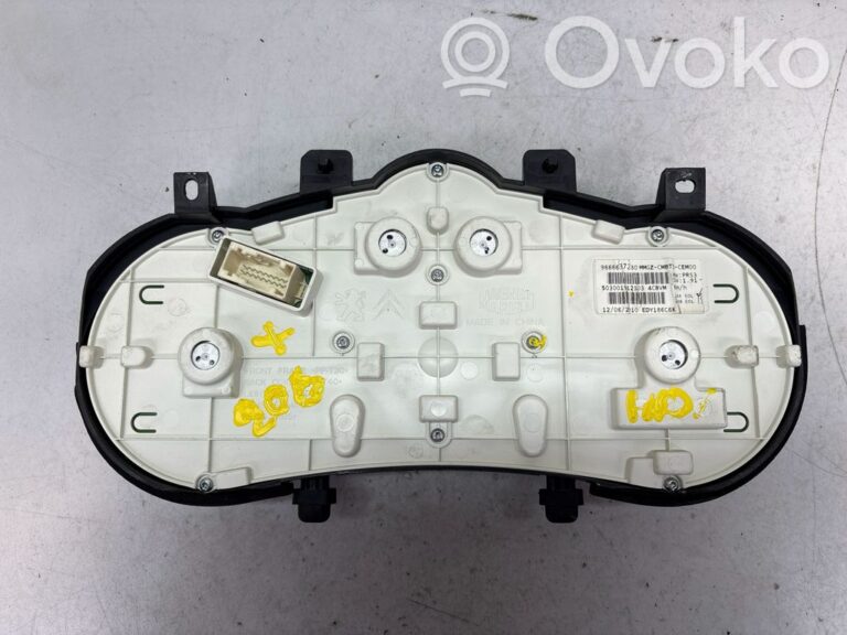 cbba8798d9817bb96475bafee27b6ca4-071495ebd77624c1f9b500082163045d_speedometer__instrument_cluster_