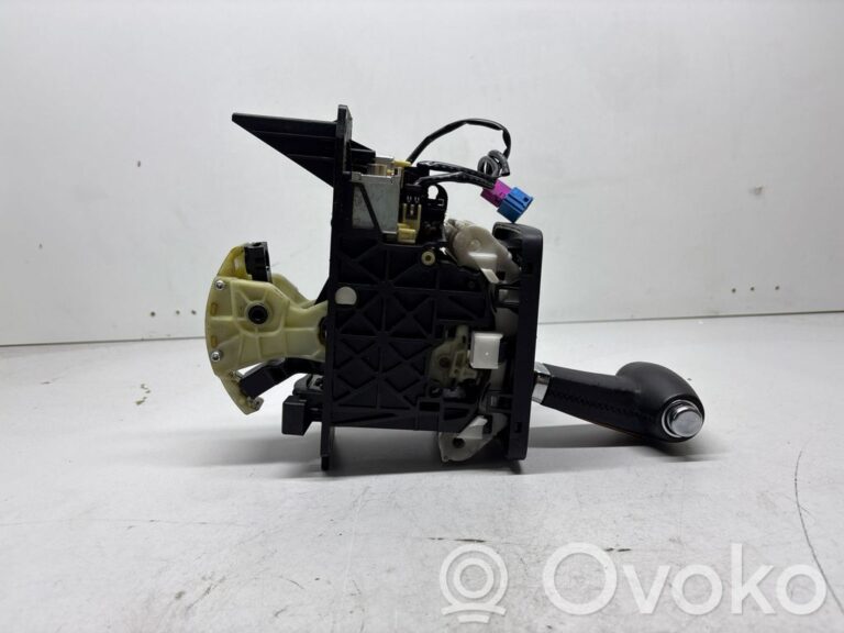 cd82a66ebffa2588320a34f8f3e66455-eeda43f69a57b3a03a8943cae7956864_gear_shifter_selector