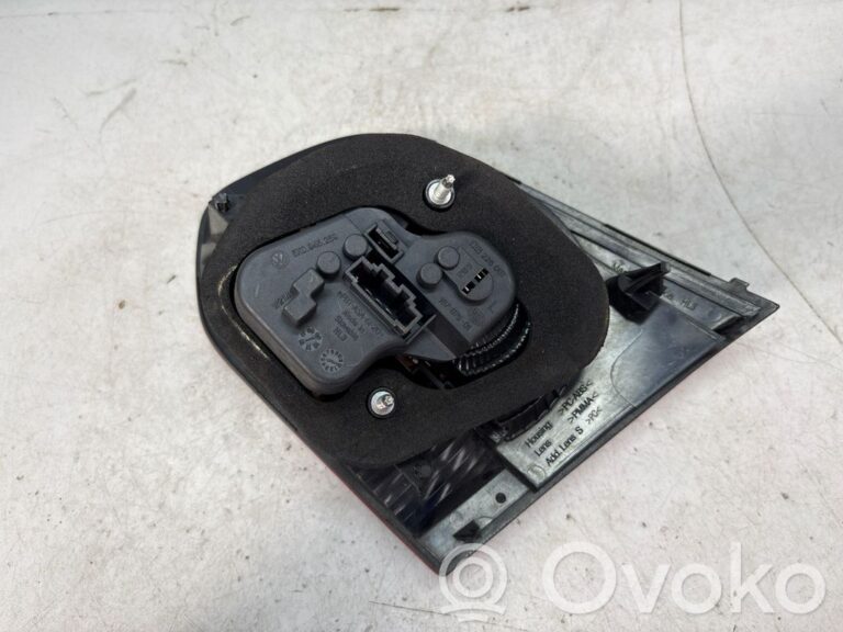 cdf65e6116c0cda777864799043205f9-6e0f5dbf291cdb91862207949a1c0dbf_tailgate_rear_tail_lights
