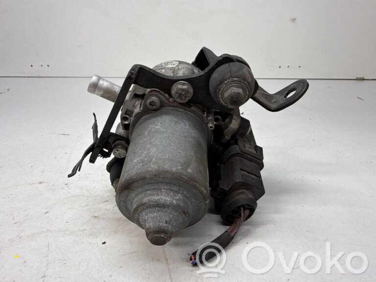 ce248bfa0cfafd34b34d6dfca5c03d80-e40f5c08b23a1483ea59c11764d40b35_vacuum_pump