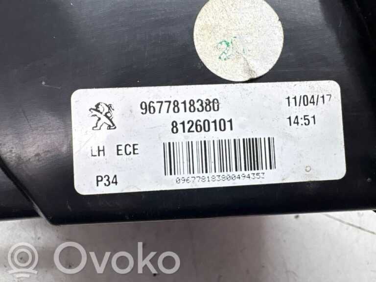 cf36da5bb10ce47554e170341e45ddd2-dd3ebd66651074688f069895ad015c5f_rear_tail_lights
