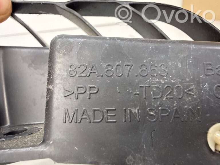 cf59f48344a626ad78aaeb2d68a8b57c-d696c4ea8ad831b722fdd797bceb994b_rear_bumper_mounting_bracket