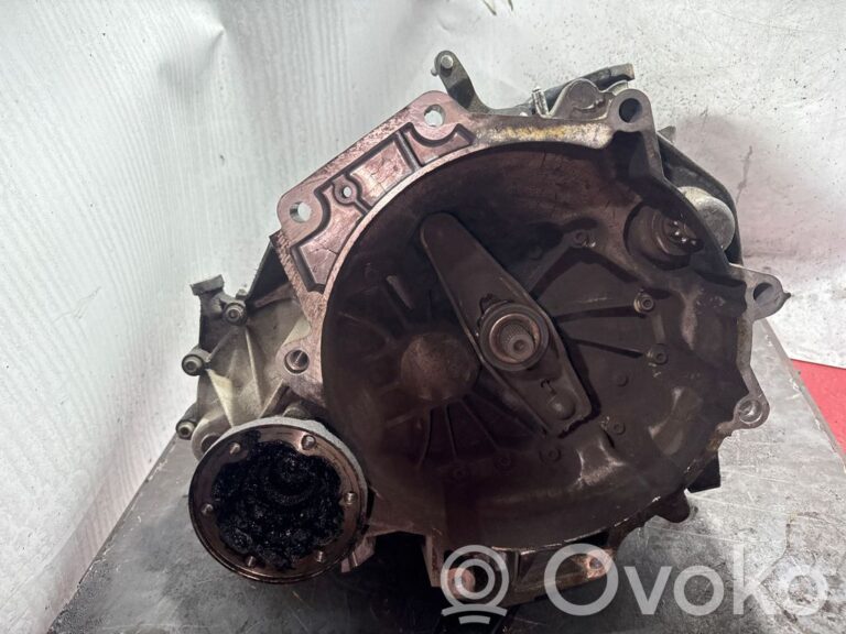 cffa6c03ae84a77849e85709686f2400-ae716b379871d73560d322a72a009bf8_manual_6_speed_gearbox