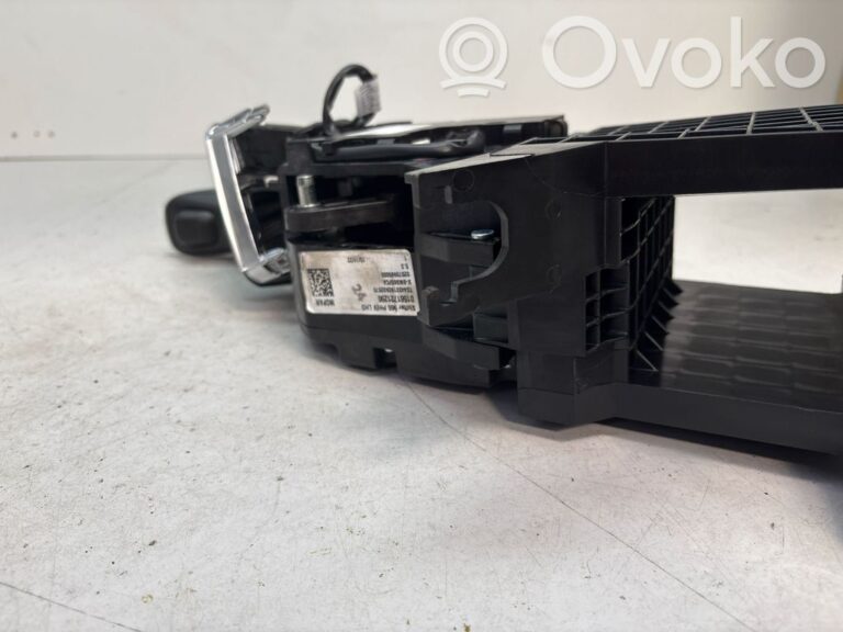 d02caf5de0d8efb39fc41797df0066c0-d621f1205b51b780cb58be7b70f45343_automatic_gearbox