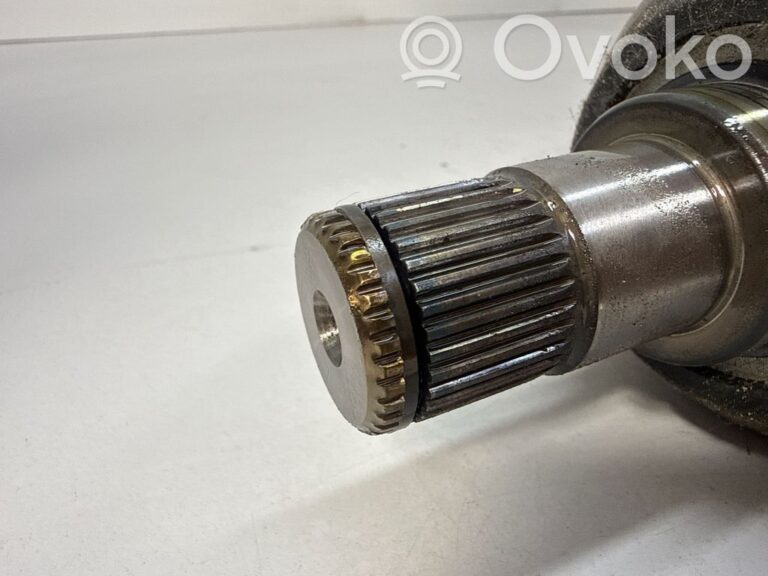 d03a0a3e3b058ffeb66affa4a8009776-086027dfed3af1b757965f1bb023c25d_rear_driveshaft