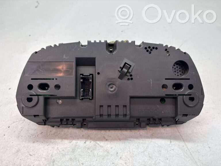 d0d74cbcea9de7b62bf6cd1fb58eee0b-b90374d17f000bf219718a47726b8598_speedometer__instrument_cluster_