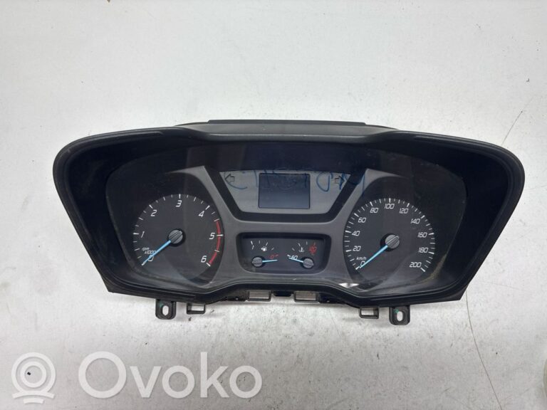 d131a8cfe3e6ef9687f66a4204b1890e-8be521b9e1f4eb9de336e796fbc7366c_speedometer__instrument_cluster_