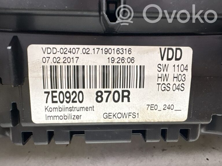 d3a263fda10bcf1ce19a9f00777ccf42-879d6b367d1809d8845d7b39c1309a01_speedometer__instrument_cluster_