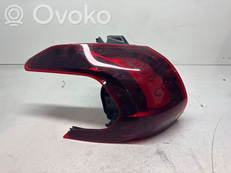 d40bdf6190a3534e1e0e6a8fc4f05d0e-40eb0c252a9450a3eeeb7672454a214e_rear_tail_lights