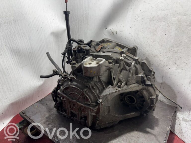 d458c95ea6c9a40072f62943d05f8c68-2fb7919d3ed6ddb4e58364f42fe6c974_front_seat_light