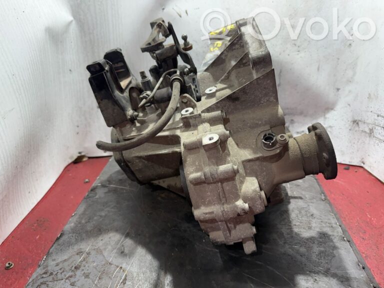 d54afcf547ba888b82c2e44b68f18b27-e20ea7160e5d25d68526666df059ffac_manual_5_speed_gearbox