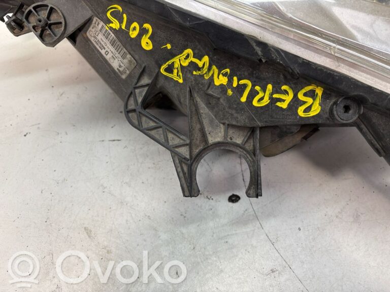 d5f352edb1aeabc686c3c609eeadac58-65a3f905d9319f88a3f4cb1200413fc8_headlight_headlamp