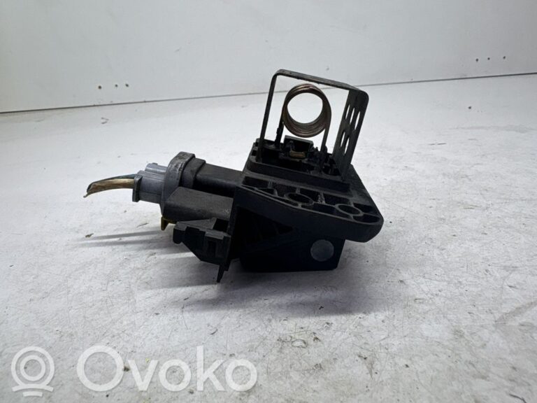 d7aeaeedd46f3a5a8de03c44b4be8f44-4962cc618359523dc114d5b5b596b585_heater_blower_motor_fan_resistor