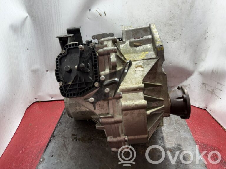 d7cb2d6dc46459da15029fc9a84a4c2a-fb2f39bf02308a82c3eb25033c21f5b3_automatic_gearbox