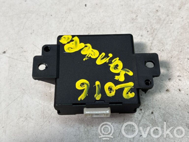 d9138e49b61515d7e7aadddb86838010-5a117e18e9a46f6c0e1077c2b0eb3b42_parking_pdc_control_unit_module