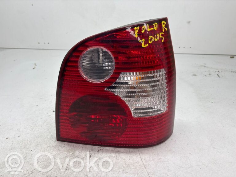 d947b9131011de95e8d194bda0b6aea8-94eb618d126d21f66181c31c9fa485f0_rear_tail_lights
