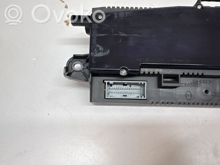 d9e70f42a19e6071d7b0d3811f8b29ca-dfe900703bb29a3db344ba1d58f52aeb_speedometer__instrument_cluster_