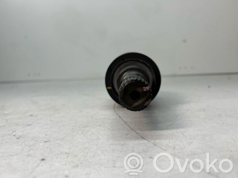 daa4fc02aa109a3ac86aefecc3783c6d-f04ac177a24615c0b8cede080773cb6d_rear_driveshaft