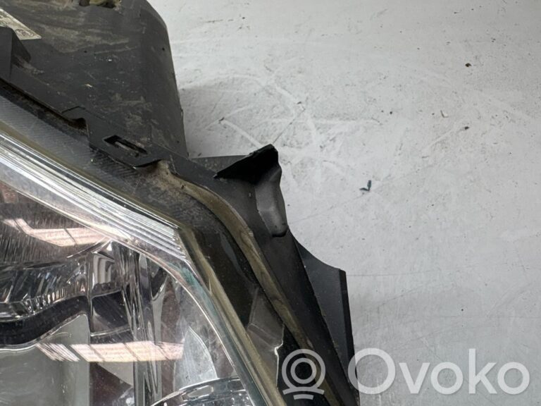 db0bf490649d91a1366c8cb0e884aa66-7b62c403428db520cc8ae9853cebb885_headlight_headlamp