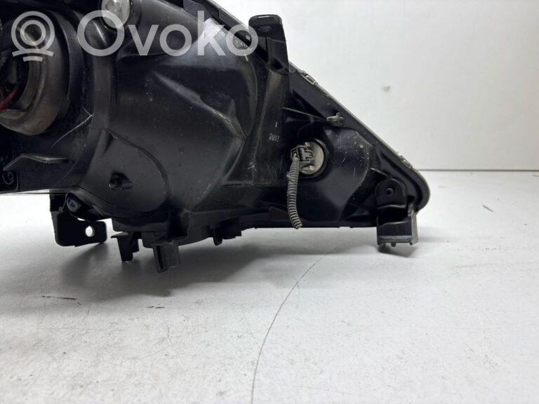 db8a86022b2b8ce84d8d44b884fde79e-8ae64d508fb5e07c6d111714b98a2400_headlight_headlamp