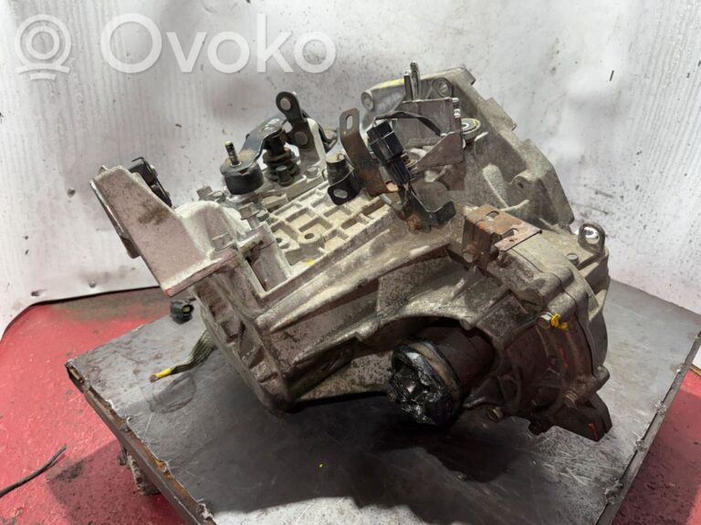 dbc1cbef9d438ed98d87c2c93e53af7c-b34d2a50118f27d06f01b81d5337e8dc_manual_5_speed_gearbox