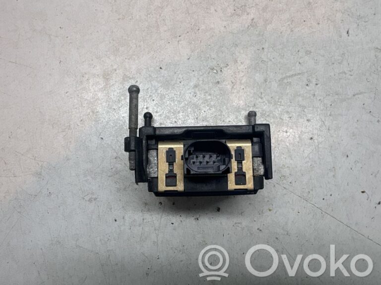 dcc06d11c3048d53814b3b2c8766ae45-cc17e58fa0018b67f5b12e2c4a7a05d3_distronic_sensor_radar