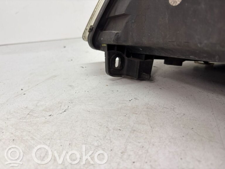 dd3470e3f5304342fc93c8ababfe68cd-fbe875a0c7aa9be968162f90c4ae0679_headlight_headlamp