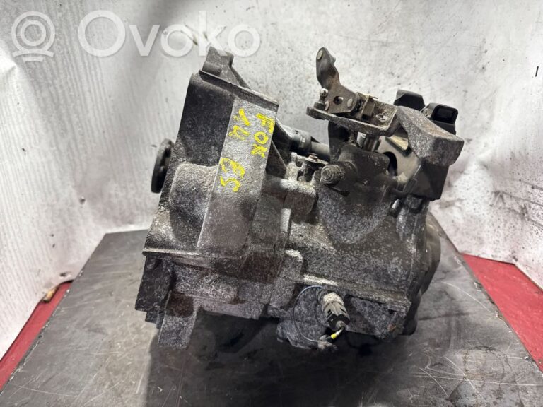 dd7b05e9f7a15d5cfe572b82bd4d1e6c-9e58af758c825f7fa66646369578ee17_manual_5_speed_gearbox