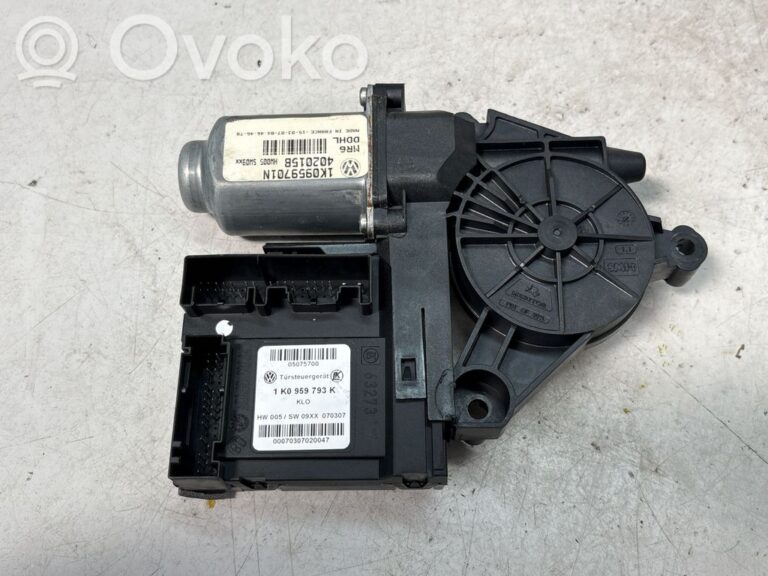 ded87b1c55bb8dea0f15ac3066f25e4e-06d20080ca560a08f197e5ff32e9a831_front_door_window_regulator_motor