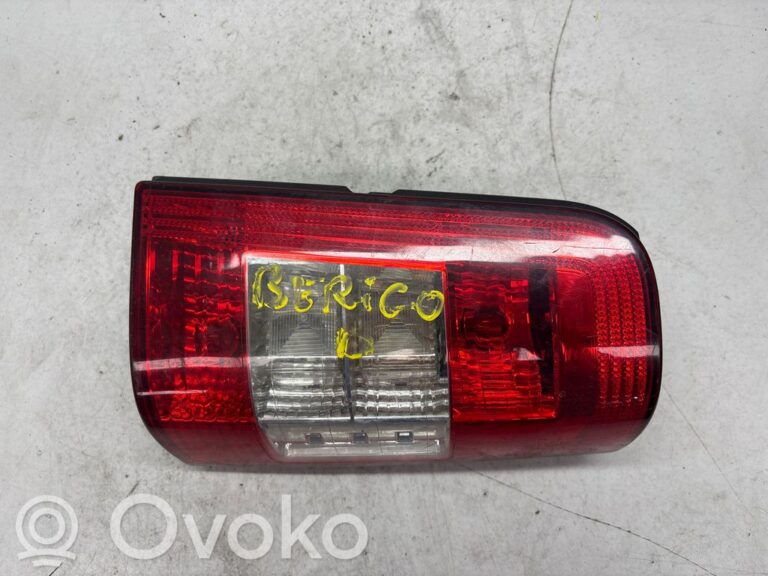 dee233267fb619b10aed3bb92c2c39b0-2992c993507cda89b286749ff4f7124a_rear_tail_lights