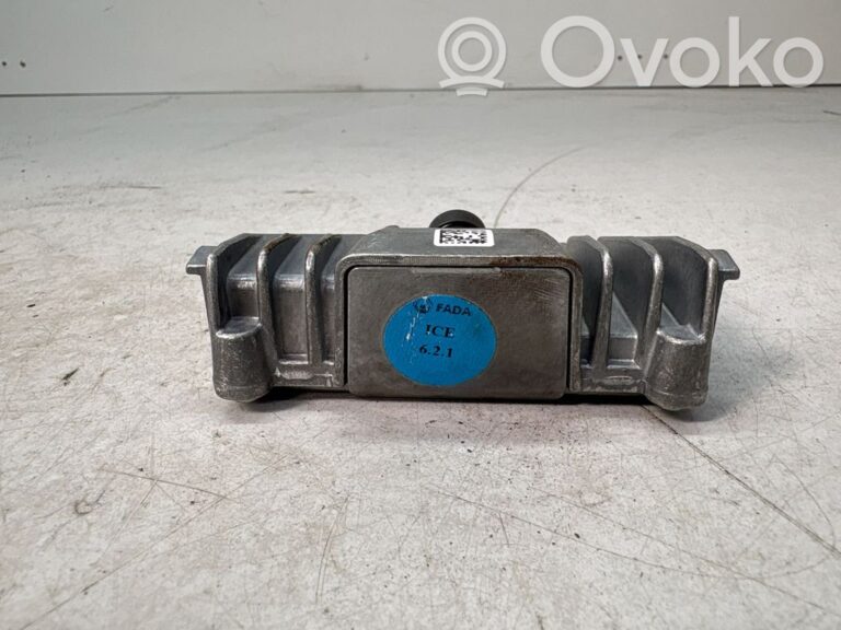 df561f104b05246cb7d86535954d3adf-0eb1d8457df1deb689c56024eeec2448_reversing_camera