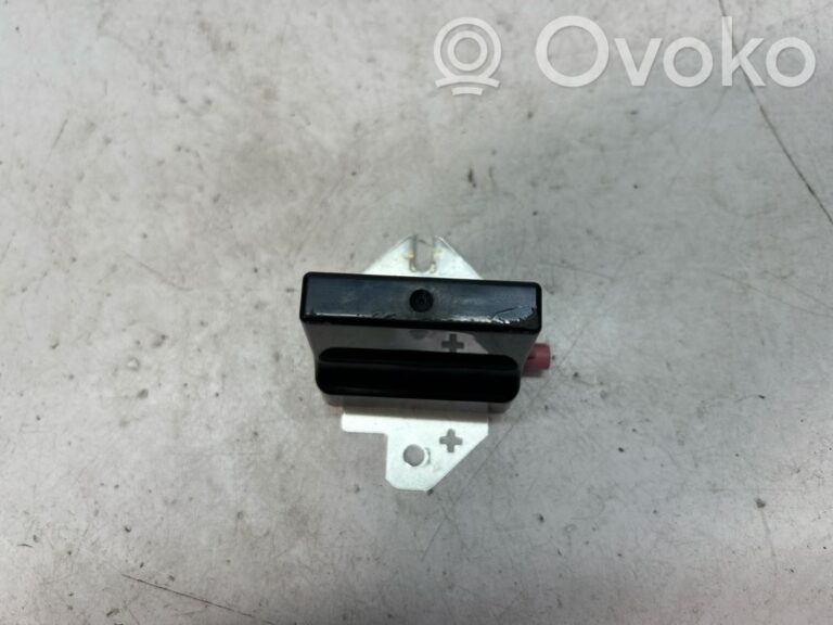 df7fae93dade99dce63744177a7dcbea-c85822aec3ae8401094834811e7fabb6_aerial_antenna_switch