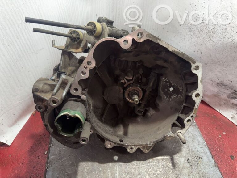 e0e1763f819f44ecbf990a0ab65aec6c-17b2cebf8766388669f00852dadf6b43_front_door_window_regulator_with_motor