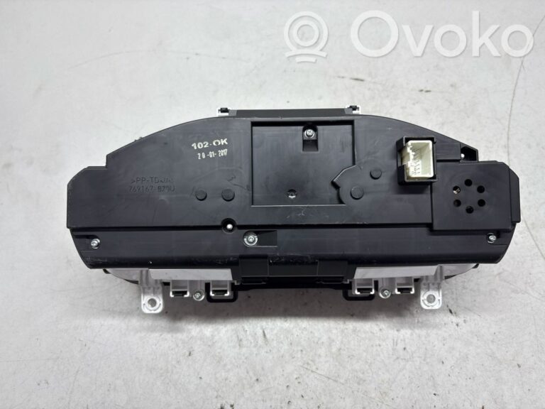 e13d0da8c809704b563ddaa298fd30db-f564126bf12a302d4f196ab95576f879_speedometer__instrument_cluster_