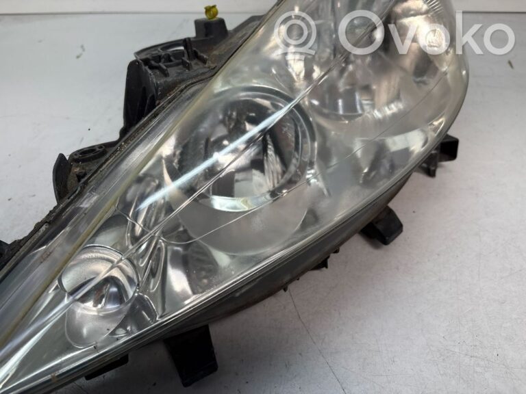 e188c2425124d26884d3d6254204d805-8235029137fa6173a195af2fecff015a_headlight_headlamp